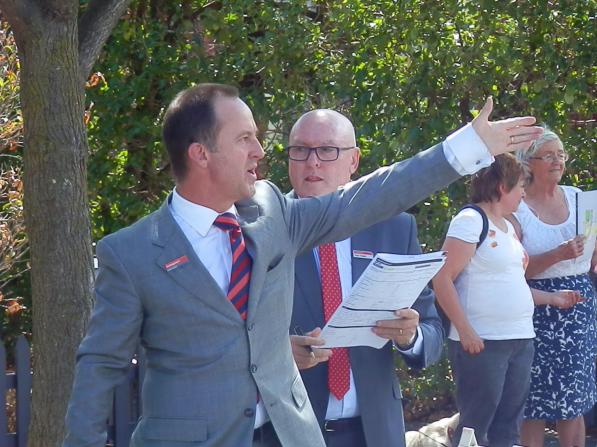 29266-8WallisAvenueGLENIRIS-5