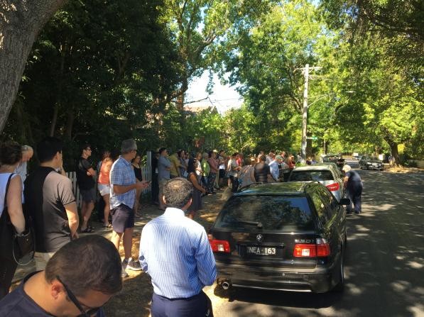 Big crowd of over 100, witnessed 2 bidders fighting out a Steve Abbott auction at 37 Victoria Camberwell to an after auction deal over $4,760,000